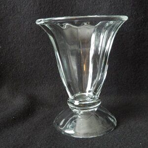 Vintage Libbey Ice Cream Soda Glasses Clear 5 inches Tall (Set of 6)